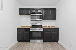 1018 N 22nd Pl, Phoenix, AZ 85006 - Photo 10