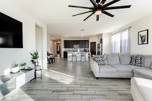 2759 W Apollo Rd, Phoenix, AZ 85041 - Photo 8