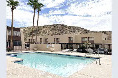 1601 W Sunnyside Drive #115, Phoenix, AZ 85029 - Photo 1