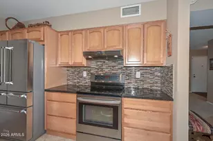 10207 W Gulf Hills Dr, Sun City, AZ 85351 - Photo 12