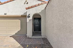516 E Mountain View Dr, Avondale, AZ 85323 - Photo 8