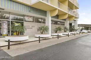 207 W Clarendon Ave, Phoenix, AZ 85013 - Photo 26