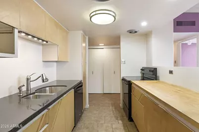 207 W Clarendon Avenue #3H, Phoenix, AZ 85013 - Photo 12