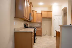 22074 N 104th Ln, Peoria, AZ 85383 - Photo 8