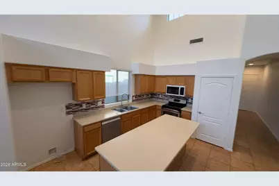 3860 S Coach House Drive, Gilbert, AZ 85297 - Photo 8