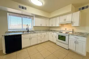 3630 E Beverly Ln, Phoenix, AZ 85032 - Photo 4