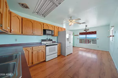 655 S 333rd Avenue, Wickenburg, AZ 85390 - Photo 2