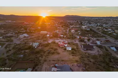 655 S 333rd Avenue, Wickenburg, AZ 85390 - Photo 28