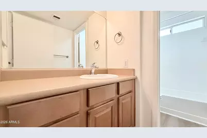 1880 E Morten Avenue #202, Phoenix, AZ 85020 - Photo 10