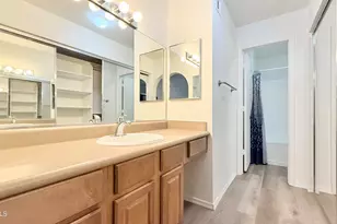 1880 E Morten Ave, Phoenix, AZ 85020 - Photo 14