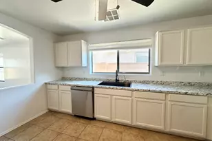 1672 E Leaf Rd, San Tan Valley, AZ 85140 - Photo 24