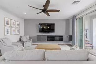 2338 W Gloria Ln, Phoenix, AZ 85085 - Photo 14