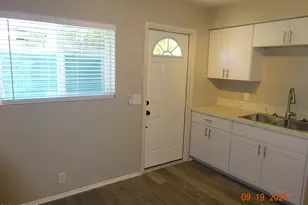 341 E Vogel Ave, Phoenix, AZ 85020 - Photo 2