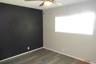 341 E Vogel Ave, Phoenix, AZ 85020 - Photo 10