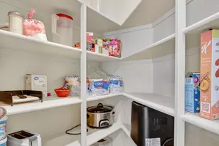 10647 E Lindner Cir, Mesa, AZ 85209 - Photo 18