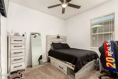 8224 W Pueblo Avenue, Phoenix, AZ 85043 - Photo 12