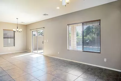 401 S 166th Drive, Goodyear, AZ 85338 - Photo 8