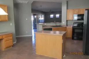 10164 S 185th Ave, Goodyear, AZ 85338 - Photo 4