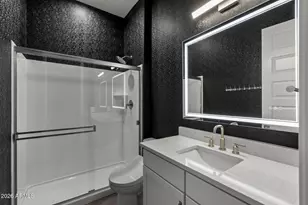 5954 E Cat Balue Dr, Phoenix, AZ 85054 - Photo 24