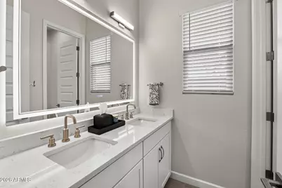 5954 E Cat Balue Drive, Phoenix, AZ 85054 - Photo 26