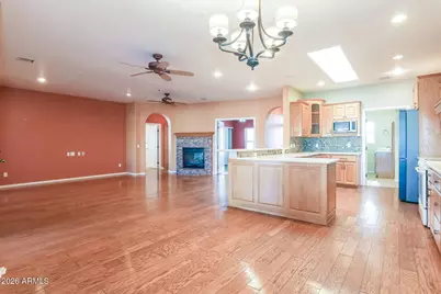 15310 S Kline Place, Arizona City, AZ 85123 - Photo 6