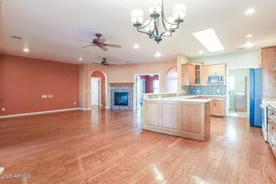 15310 S Kline Place, Arizona City, AZ 85123 - Photo 6