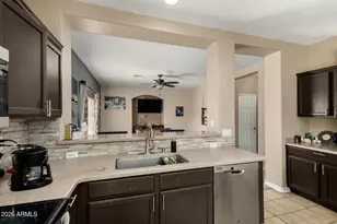 45121 W Alamendras St, Maricopa, AZ 85139 - Photo 14