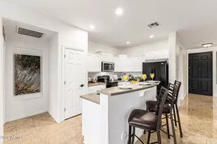 8205 S 23rd Pl, Phoenix, AZ 85042 - Photo 12