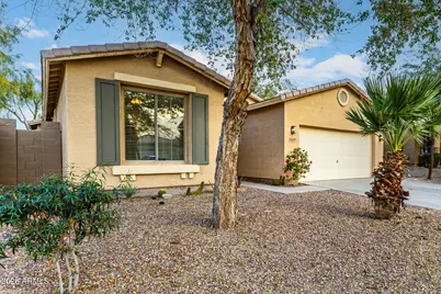 8205 S 23rd Place, Phoenix, AZ 85042 - Photo 2