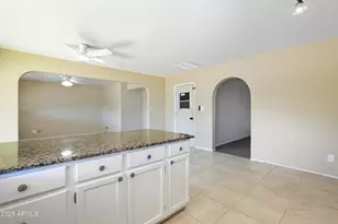 953 E Hackamore St, Mesa, AZ 85203 - Photo 14