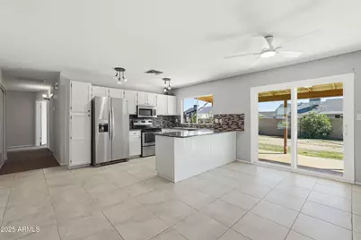 953 E Hackamore Street, Mesa, AZ 85203 - Photo 8