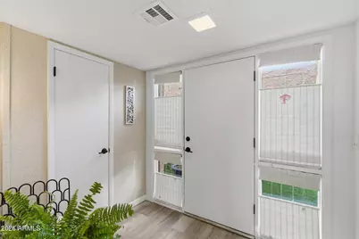 4019 E Charter Oak Road, Phoenix, AZ 85032 - Photo 2