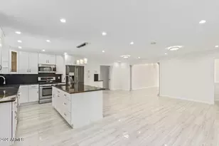 1212 E McLellan Blvd, Phoenix, AZ 85014 - Photo 16