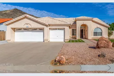 5538 W Fallen Leaf Lane, Glendale, AZ 85310 - Photo 2