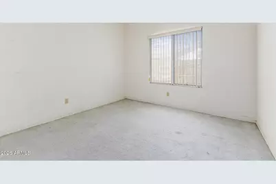 5538 W Fallen Leaf Lane, Glendale, AZ 85310 - Photo 26