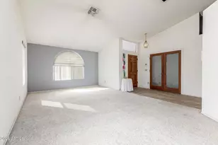 5538 W Fallen Leaf Ln, Glendale, AZ 85310 - Photo 10