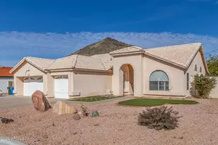 5538 W Fallen Leaf Ln, Glendale, AZ 85310 - Photo 4