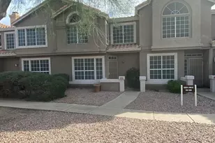 13833 S 40th St, Phoenix, AZ 85044 - Photo 1