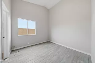 8008 W Krall St, Glendale, AZ 85303 - Photo 12