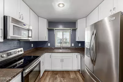 11026 N 28th Drive #41, Phoenix, AZ 85029 - Photo 8