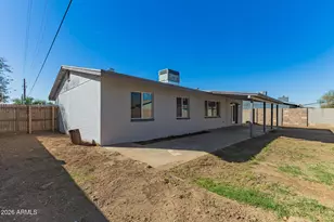 7922 W Clayton Dr, Phoenix, AZ 85033 - Photo 20