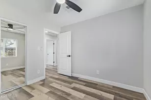 7922 W Clayton Dr, Phoenix, AZ 85033 - Photo 14