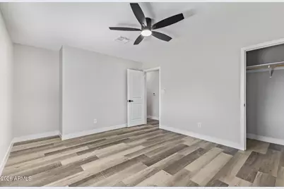 7922 W Clayton Drive, Phoenix, AZ 85033 - Photo 10