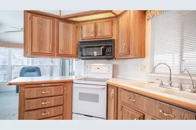 232 Aquamarine Drive #232, Apache Junction, AZ 85119 - Photo 16