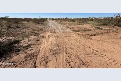 207Xx N 205th (503-47-129) Avenue #1.13 Acres, Wittmann, AZ 85361 - Photo 10