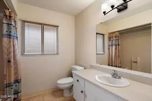 8414 E Stella Ln, Scottsdale, AZ 85250 - Photo 20