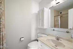 8414 E Stella Ln, Scottsdale, AZ 85250 - Photo 24