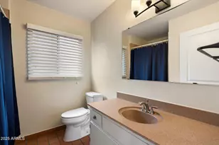 8414 E Stella Ln, Scottsdale, AZ 85250 - Photo 18