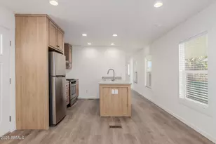 5201 W Camelback Rd, Phoenix, AZ 85031 - Photo 6