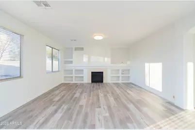 562 N Kimberlee Way, Chandler, AZ 85225 - Photo 10